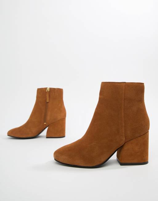 sock boots pull and bear