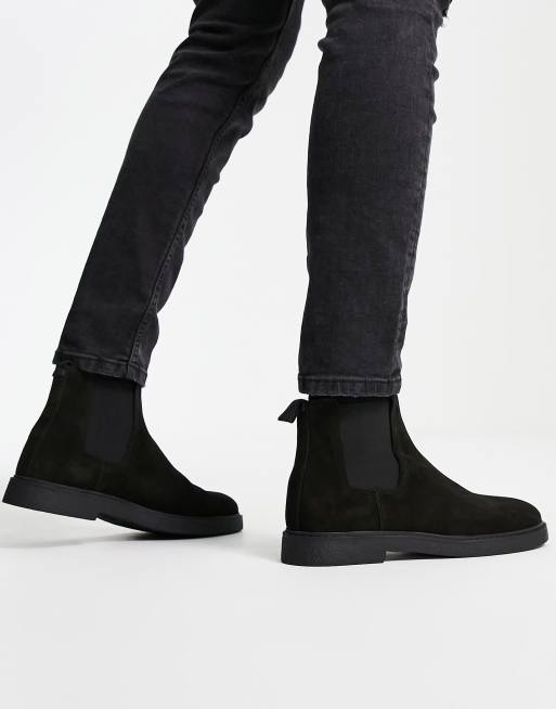 Pull Bear suede chelsea boots in black