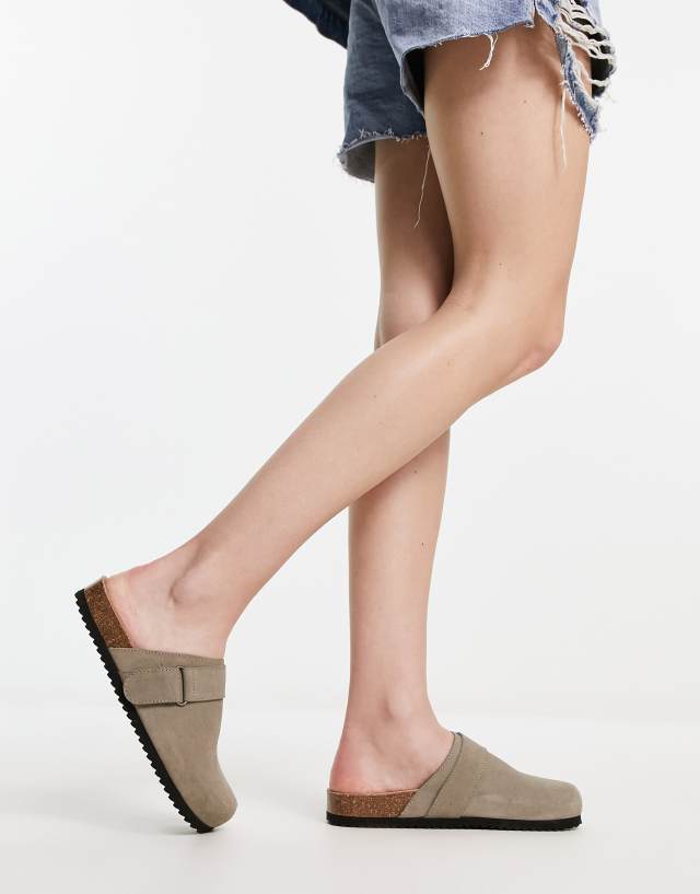 Pull&Bear suede clogs with buckle in stone