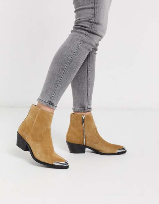 Tan western 2025 ankle boots