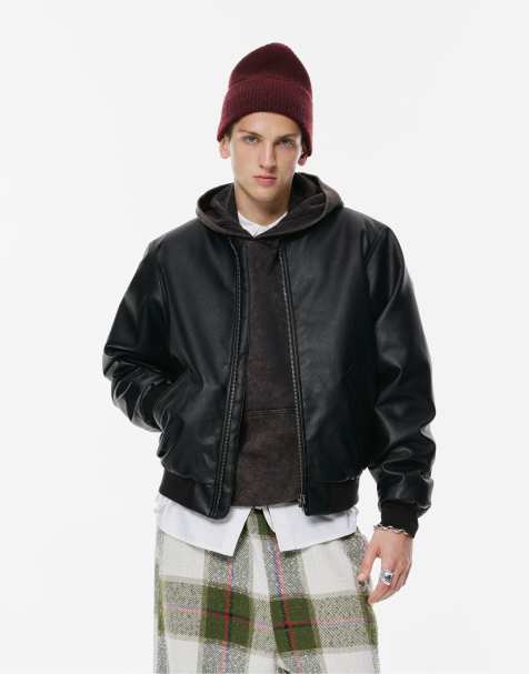 Pull&Bear – Svart bomberjacka i läderimitation - view 1