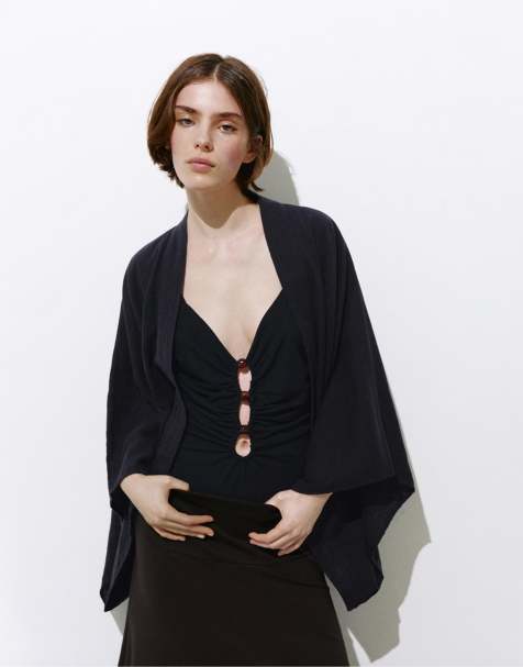 Pull&Bear – Svart, kort kimono i chiffong - view 1