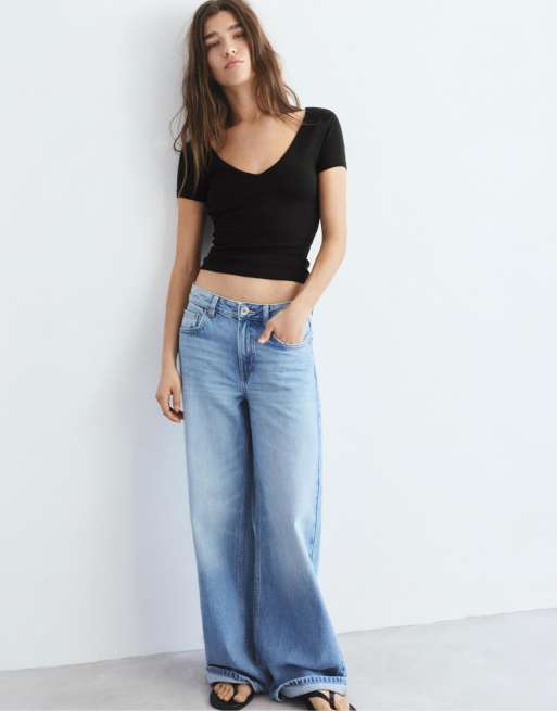 Pull&Bear – Svart t-shirt med v-ringning, 3 av 4