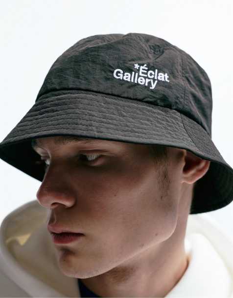 Pull&Bear – Svart, teknisk solhatt med texttryck - view 1