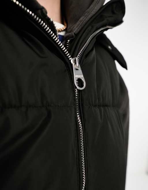 Pull&Bear – Svart vadderad väst i lång modell med huva, 4 av 4