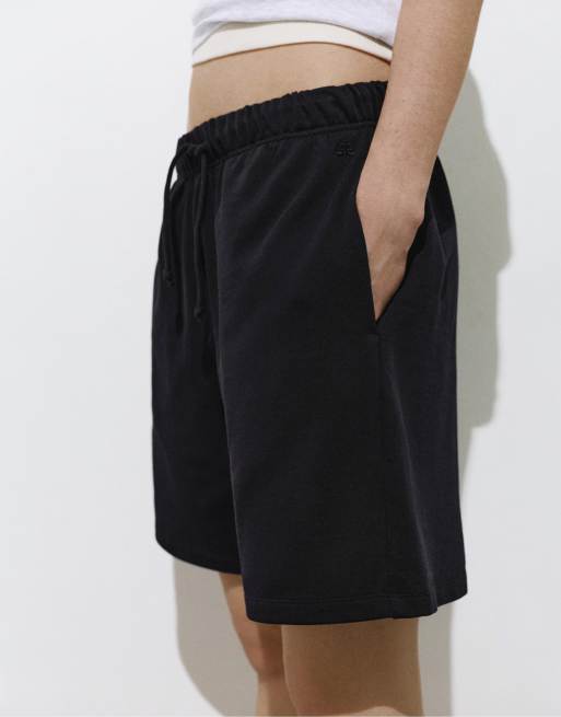 Pull&Bear – Svarta bermudashorts med elastisk midja, 3 av 4