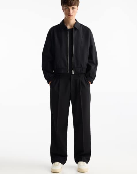 Pull&Bear – Svarta, figursydda byxor med vida ben - view 1