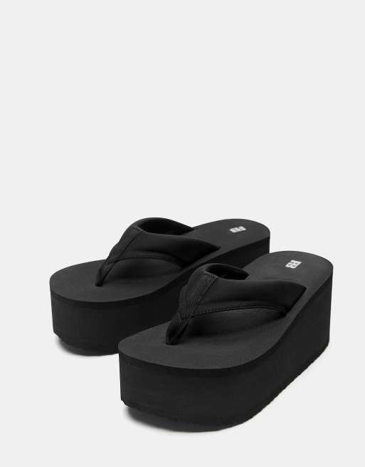 Pull&Bear – Svarta stringtrosor med flatform-sula och kilklackar, 2 av 4