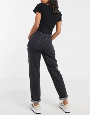 Pull&Bear – Svarta, tvättade mom jeans med elastisk midja