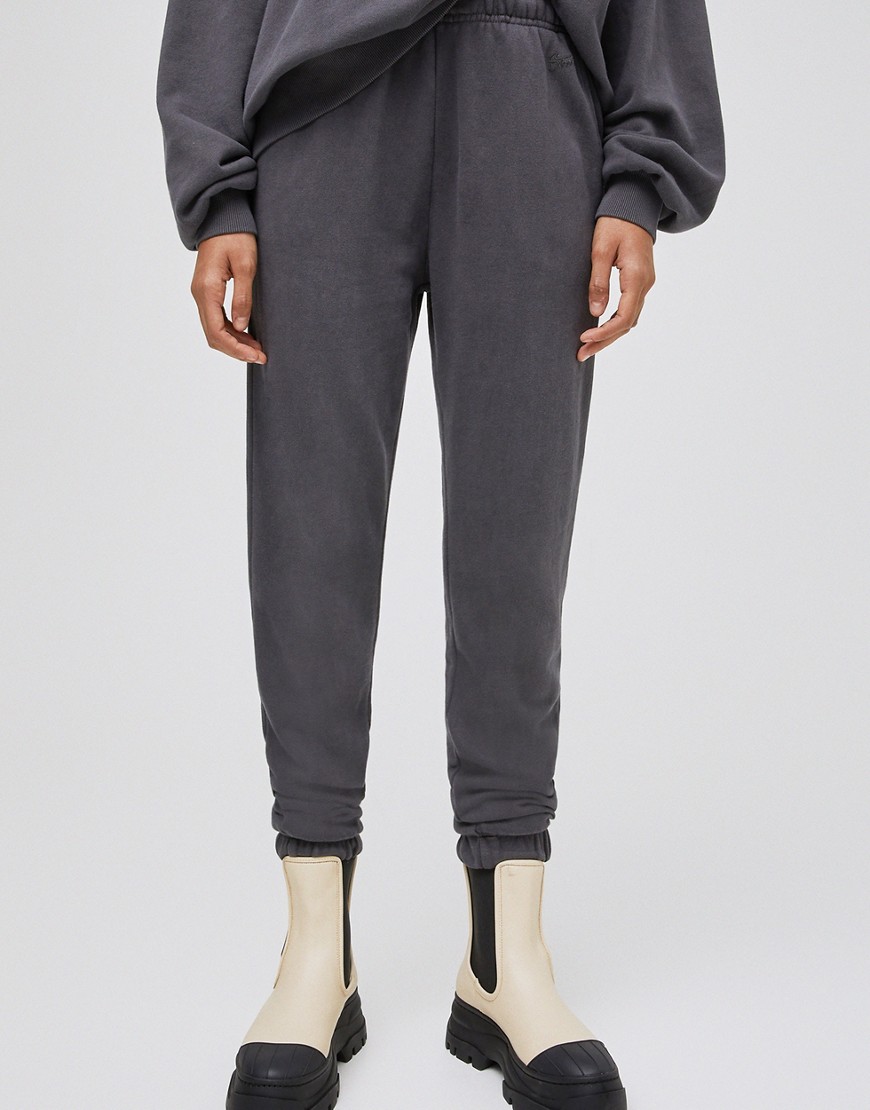 Pull & Bear sweatpants set in dark gray-Grey