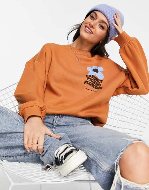 Pull and best sale bear orange sweatshirt