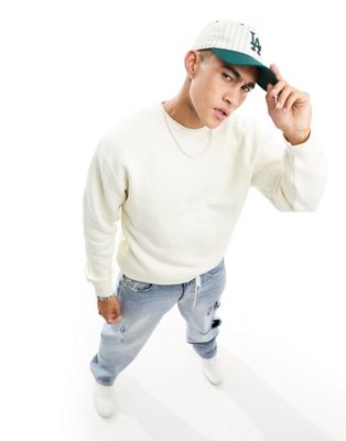 Pull&Bear sweatshirt in white - ASOS Price Checker