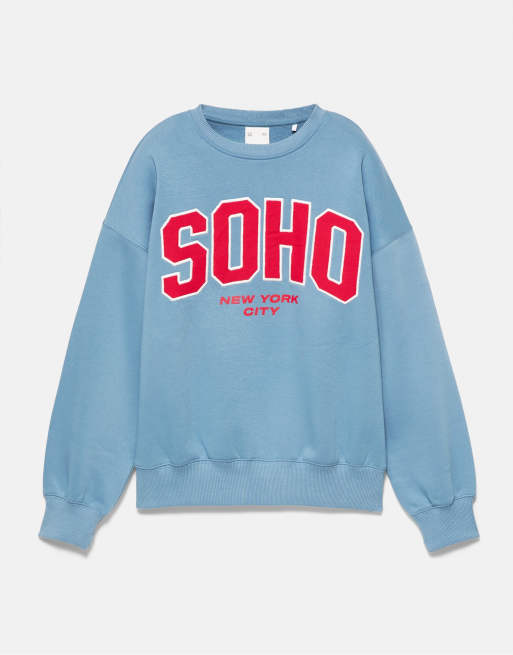 Pull&Bear sweatshirt med tryck och rund halsringning i mellanblå, 5 av 7