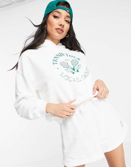 Pull&Bear - Sweatshirt met tennislogo in wit, deel van co-ord set