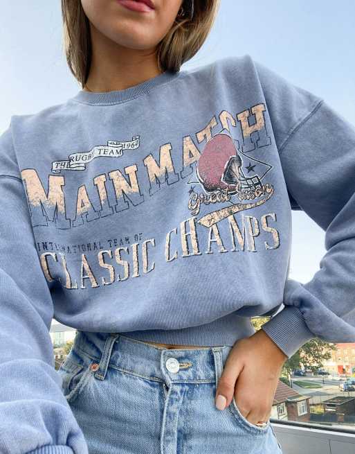 Pull Bear Sweatshirt Mit College Grafik In Verwaschenem Blau Asos