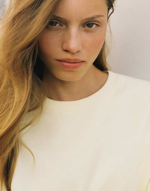 Pull&Bear Sweatshirt mit Rundhalsausschnitt in Hellgelb, 4 von 7