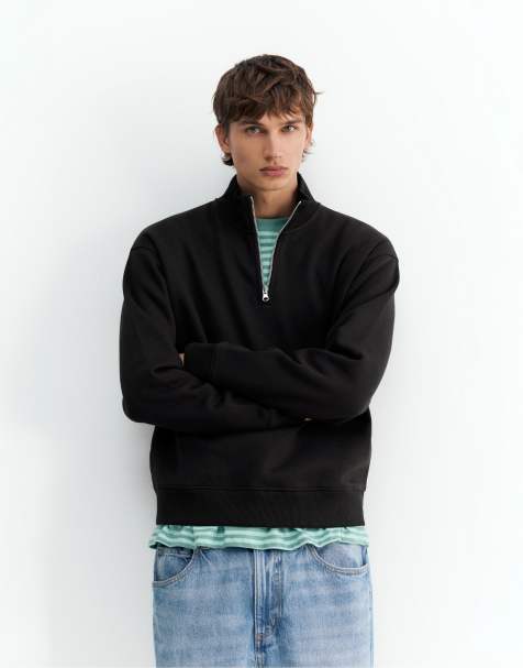 Pull&Bear Sweatshirt mit Viertelreißverschluss in Schwarz - view 1