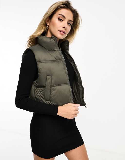 Pull&Bear – Szarobrązowy krótki bezrękawnik ocieplany z nylonu z zapięciem na zamek