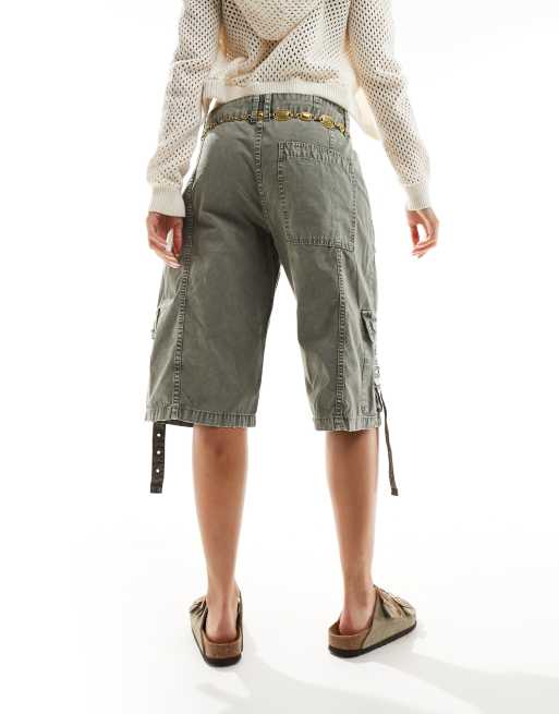 Pull&Bear – Szorty bojówki o wydłużonym fasonie w spranym kolorze khaki z kieszeniami, 3 z 5