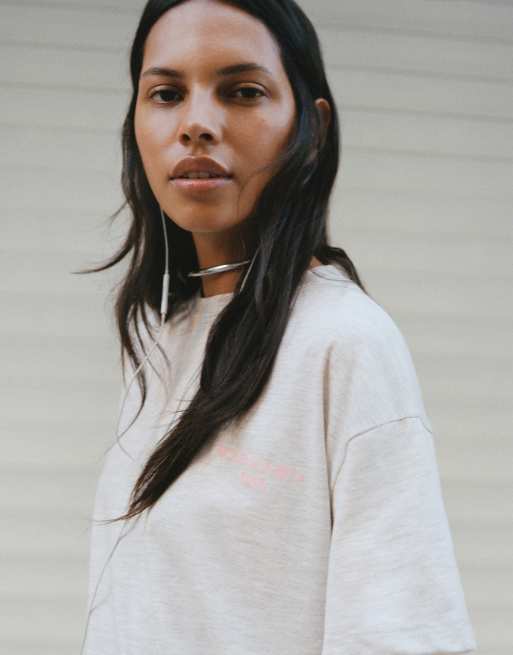 Pull&Bear t-shirt à double manche avec slogan en gris pâle, 3 de 6