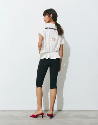 Pull & Bear - T-shirt à imprimé The Devil Wears Prada - Glace-Blanc M