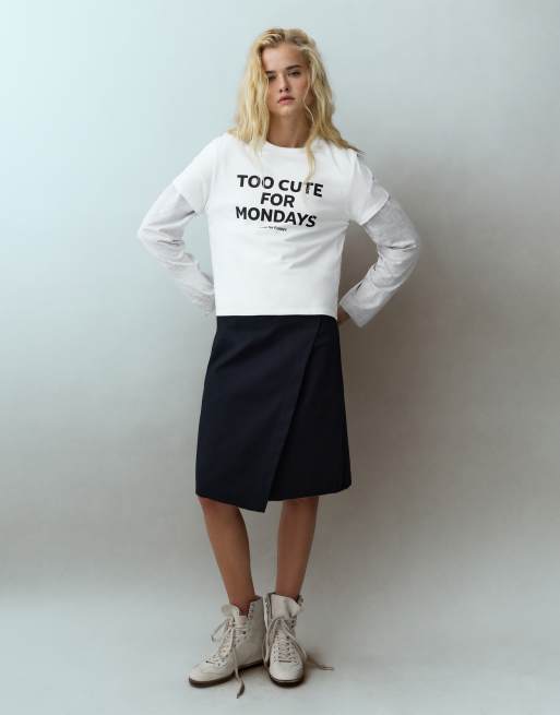 Pull&Bear t-shirt à motif texte graphique en bleu glacier, 5 de 7