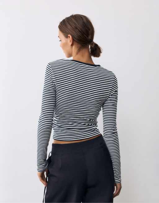 Pull&Bear t-shirt ajusté à manches longues à rayures, 2 de 7