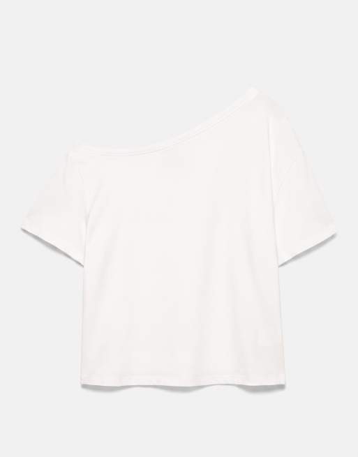 Pull&Bear T-shirt asimmetrica con stella bianca, 7 di 7