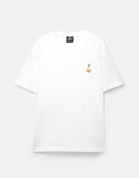Pull&Bear - T-shirt bianco sporco con ricamo di vaso - view 1