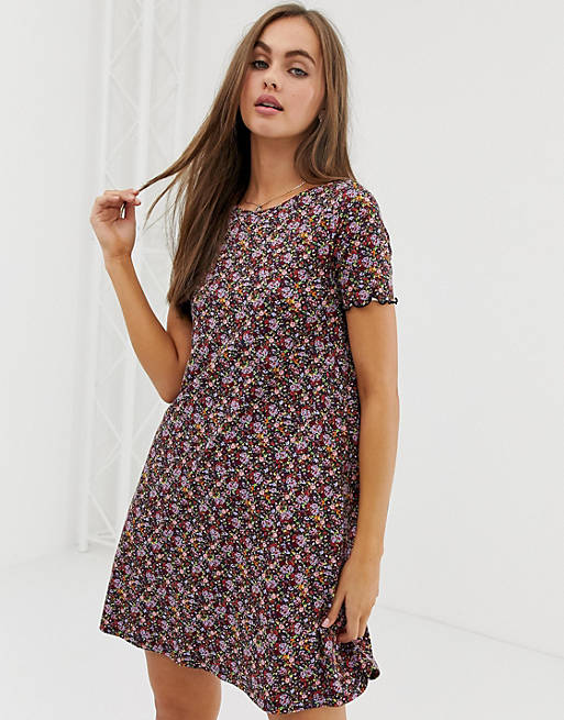 Pull&Bear t-shirt dress in floral print | ASOS