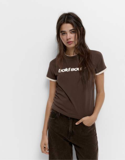 Pull&Bear – T-Shirt in Braun mit Doppelärmeln - view 1