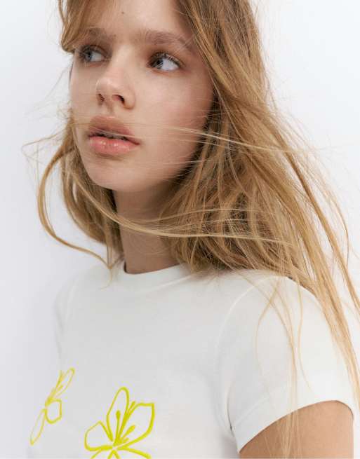 Pull&Bear – T-Shirt in Eisweiß mit Blumen-Grafik, 4 von 4