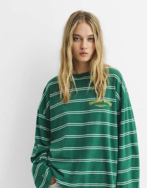 Pull&Bear – T-Shirt in Flaschengrün mit Streifen und Textprint - view 1