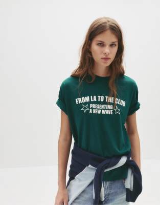 Pull & Bear - T-Shirt in Grün mit „Club"-Grafikmotiv