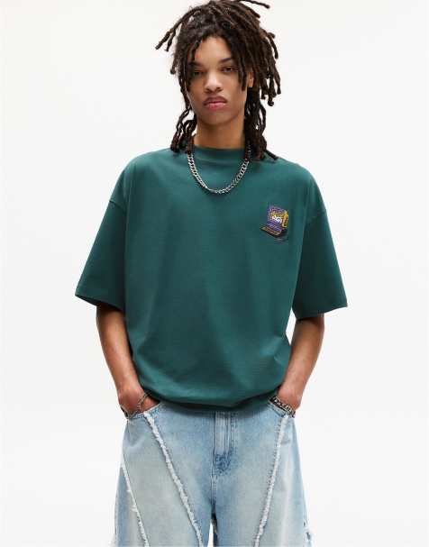 Pull&Bear – T-Shirt in Grün mit „stwd"-Stickerei - view 1