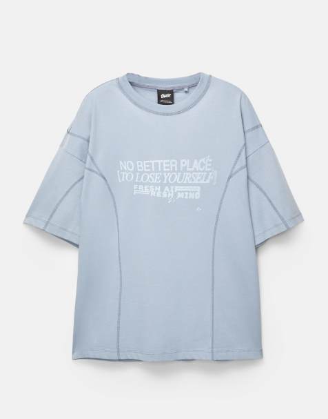 Pull&Bear – T-Shirt in Hellblau mit Nähten und Slogan - view 1