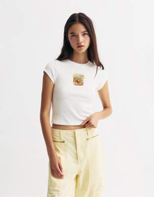Pull & Bear - T-Shirt in kühlem Weiß mit Marmeladen-Print