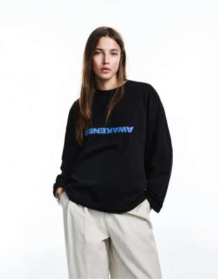 Pull & Bear - T-Shirt in Schwarz mit City-Print