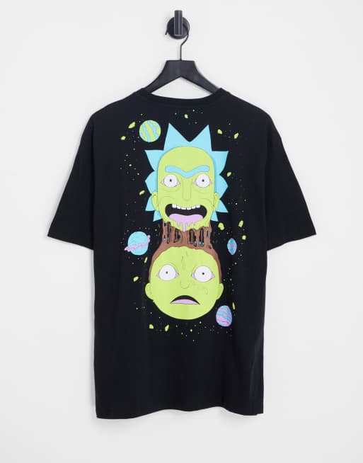 Pull&Bear – T-Shirt in Schwarz mit „Rick and Morty“-Grafikprint