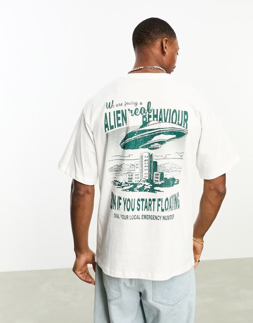 Pull&Bear – T-Shirt in Weiß mit „Alien“-Print