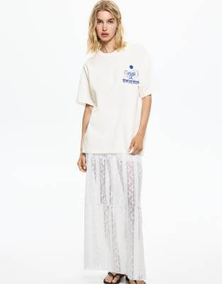 Pull & Bear - T-Shirt in Weiß mit Tiermotiven