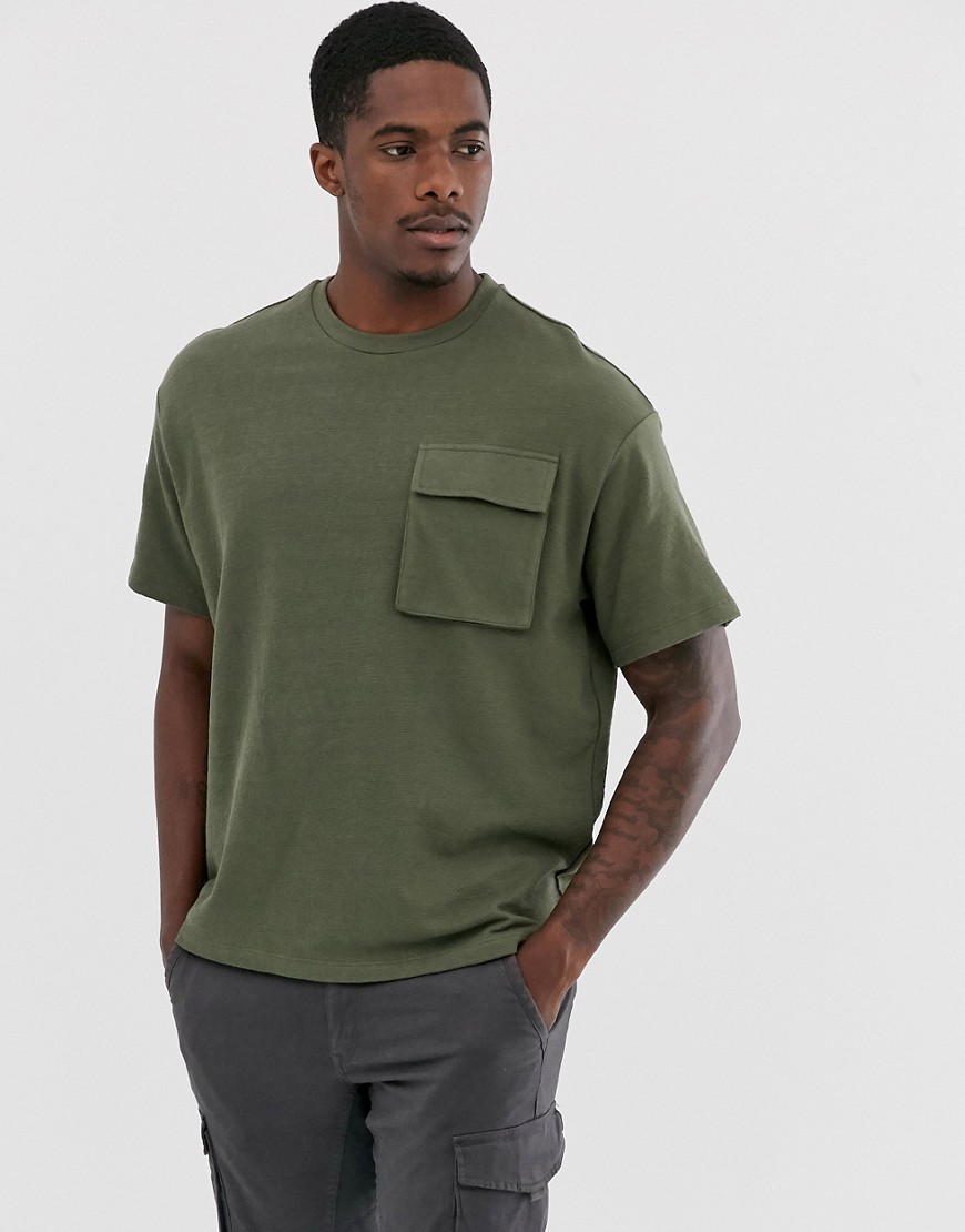 Pull&Bear - T-shirt kaki con tasca-Verde