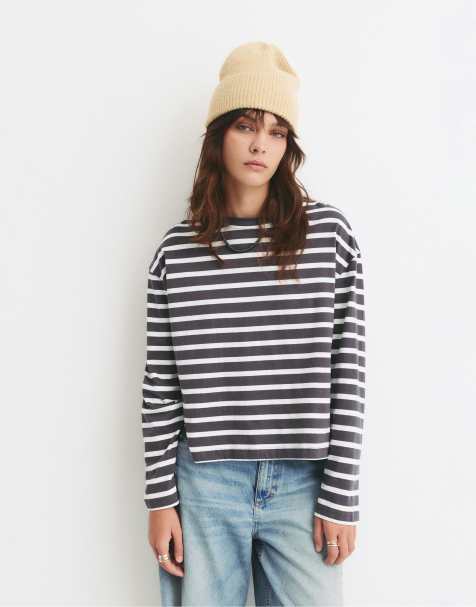 Pull&Bear - T-shirt med striber og firkantet pasform - view 1