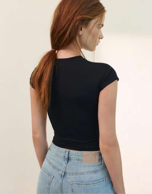 Pull&Bear T-shirt met geknoopte halslijn in zwart, 3 van 7