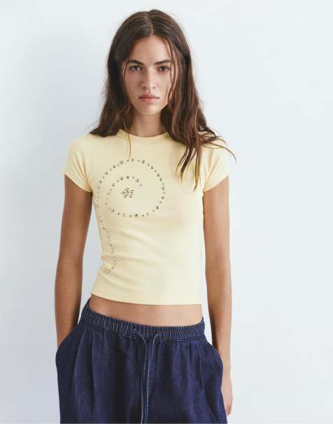 Pull&Bear - T-shirt met studs in geel - view 1