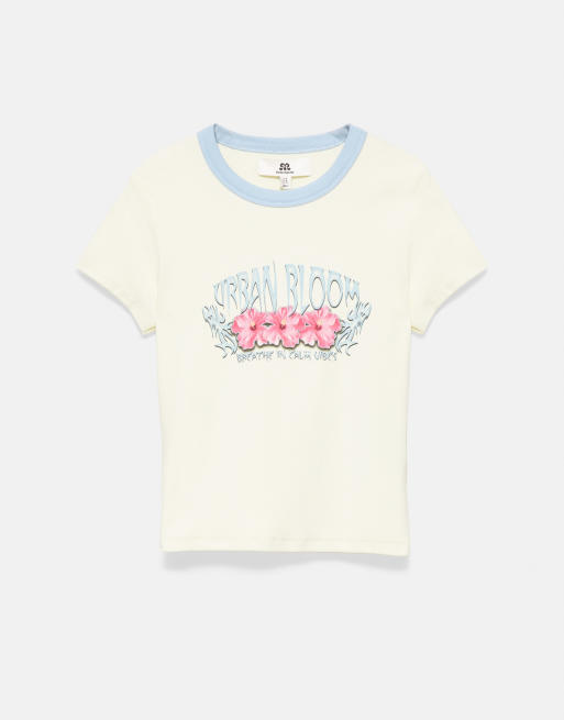 Pull&Bear T-Shirt mit Blumenmotiv in Hellgelb, 6 von 7
