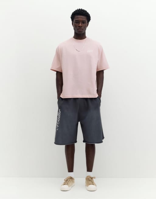 Pull&Bear T-Shirt mit Graffiti-Logo in Pink, 4 von 4