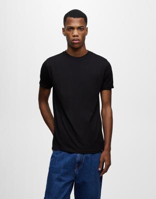 Pull & Bear - T-shirt moulant classique - Noir