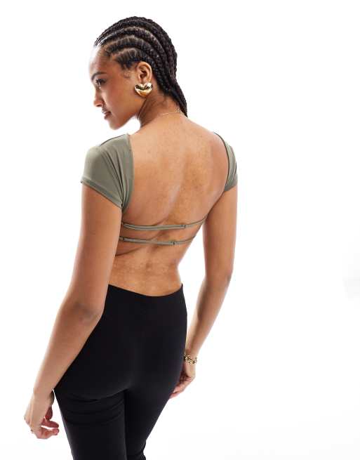 Pull&Bear - T-shirt ouvert dans le dos en polyamide seconde peau - Kaki