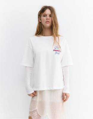 Pull & Bear - T-shirt Snoopy à motif Peanuts - Glace-Blanc M